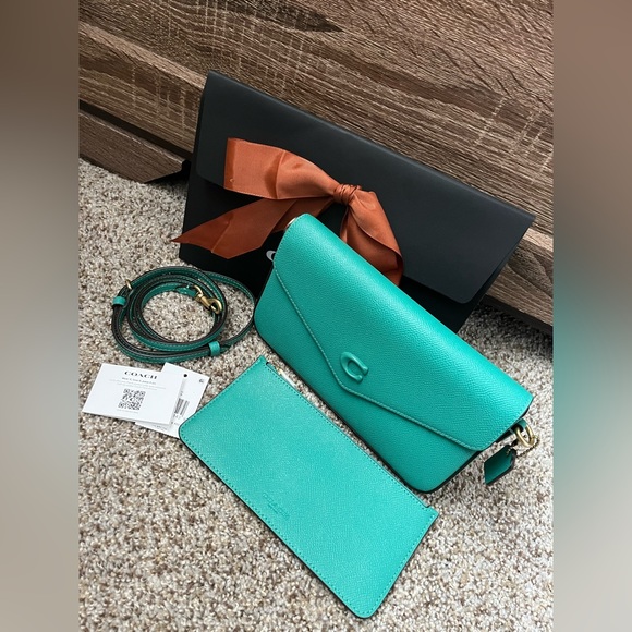 ❌SOLD❌ Coach Wyn Crossbody - Picture 10 of 13